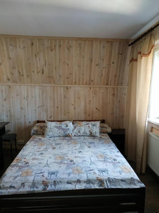 Hotel Restaurant Complex Boyarskiy Dvor Boyarka Екстериор снимка