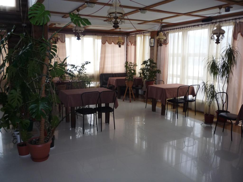 Hotel Restaurant Complex Boyarskiy Dvor Boyarka Екстериор снимка