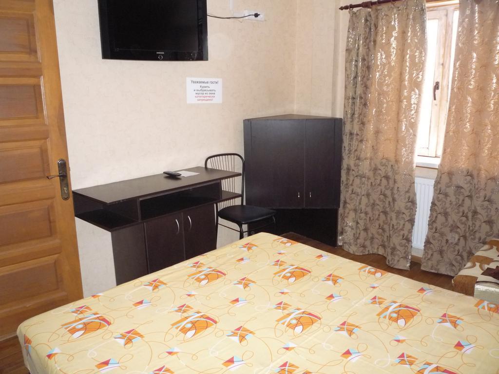 Hotel Restaurant Complex Boyarskiy Dvor Boyarka Стая снимка