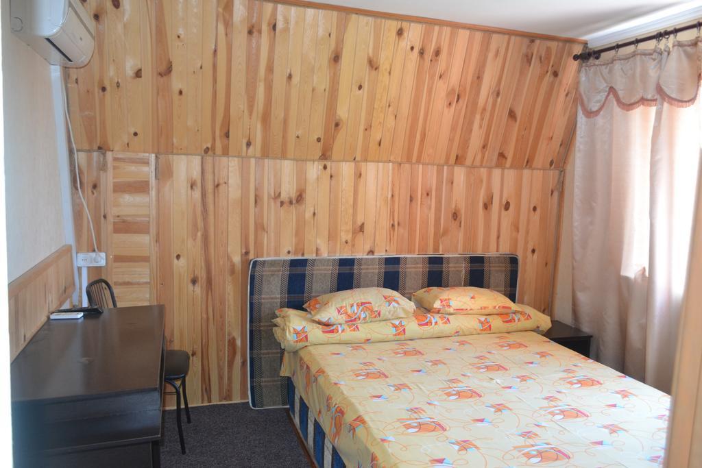 Hotel Restaurant Complex Boyarskiy Dvor Boyarka Стая снимка