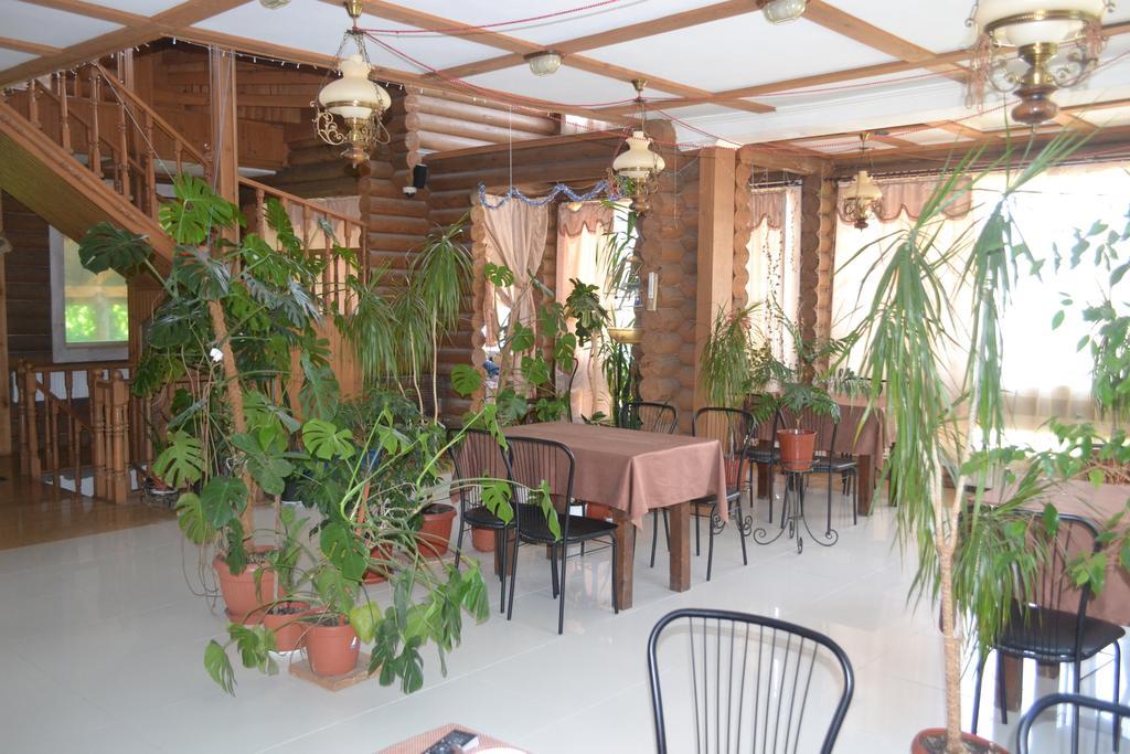 Hotel Restaurant Complex Boyarskiy Dvor Boyarka Екстериор снимка