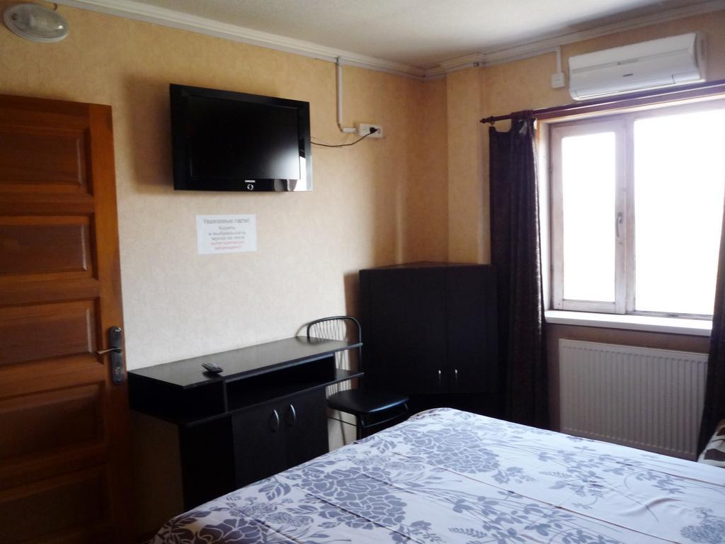 Hotel Restaurant Complex Boyarskiy Dvor Boyarka Екстериор снимка